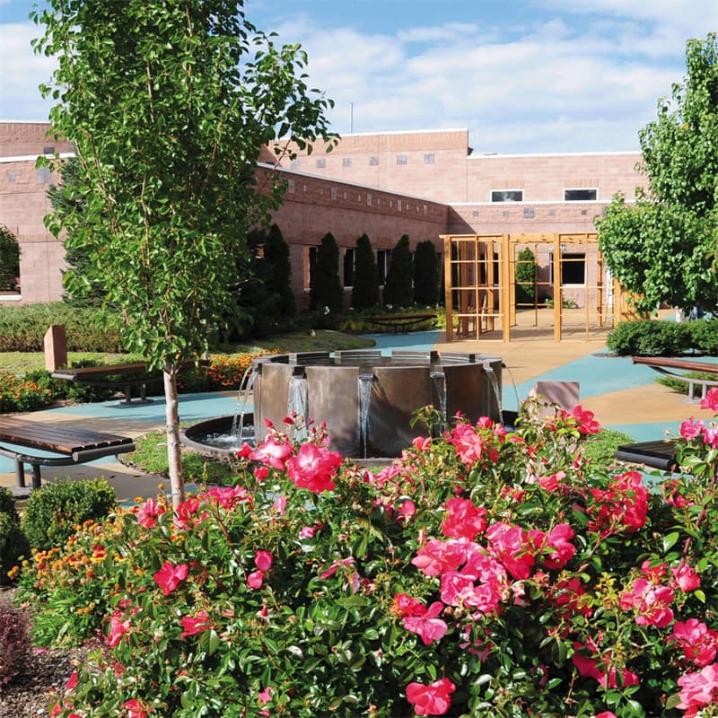 <h3>Outdoor Water Features - Professional Landscaping Services </h3>
